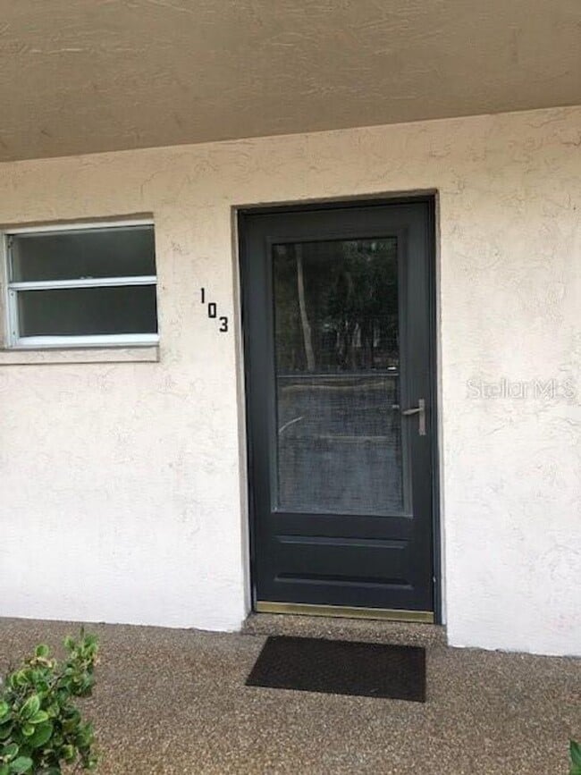 AVAILABLE OFF SEASON FOR $1,800/MO. LONG ... - AVAILABLE OFF SEASON FOR $1,800/MO.  LONG ...