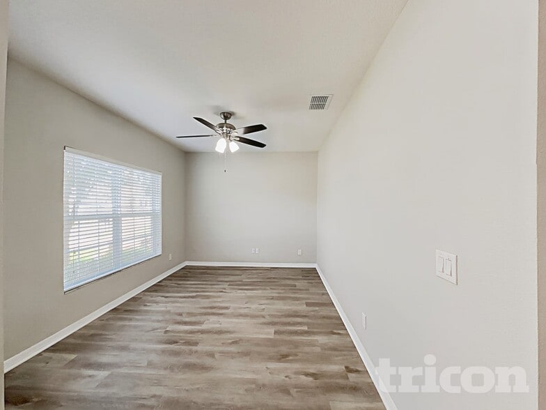 Building Photo - 2754 Painted Rock St