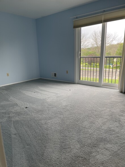 Building Photo - 514 Spruce Hills Dr