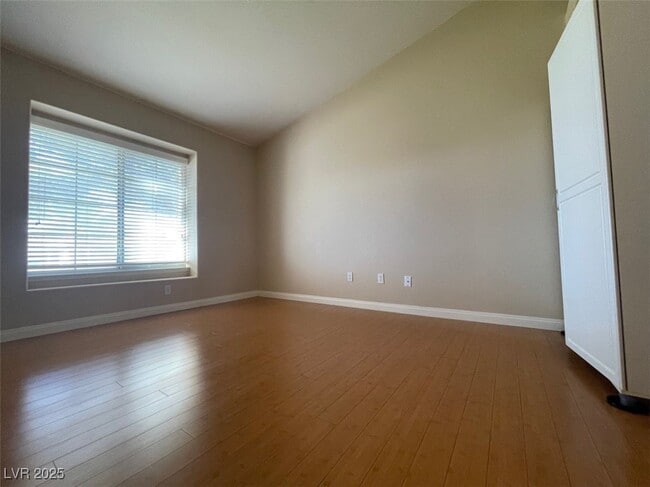 Building Photo - 5728 Owl Butte Ct