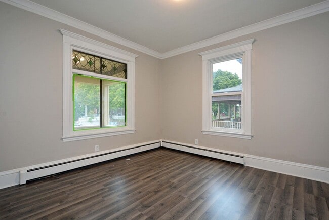 Building Photo - 2209 Aldrich Ave S