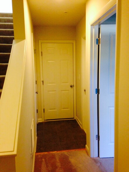 Building Photo - 9726 Fields Rd