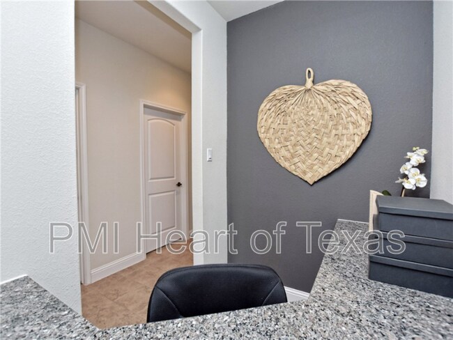 Building Photo - 2413 Grand Lake Pkwy