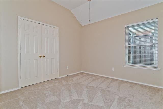 Building Photo - 3700 Villanova Dr