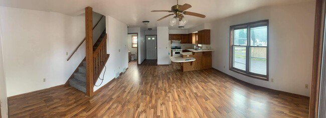 Building Photo - 4050 S Brust Ave