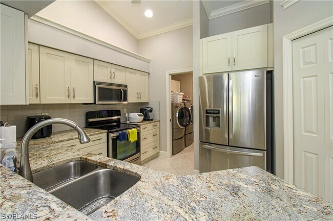 Building Photo - 333 Wentworth Ct