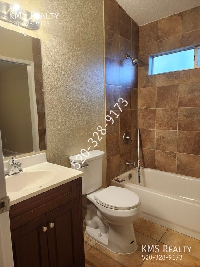 Building Photo - 5218 W Wood Owl Dr