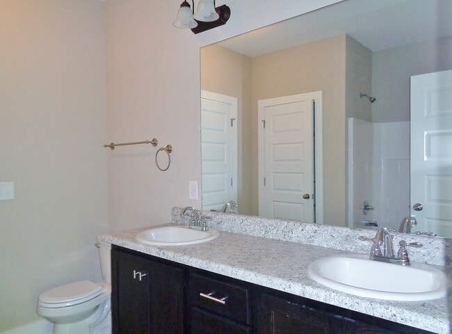 Building Photo - Home for Rent in Tuscaloosa, AL... Available to View Now!!!