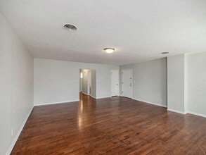 Building Photo - 2426 1/2 S 16th St