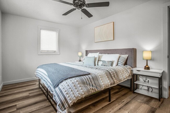 Building Photo - Furnished Short-Term Rental in Eagle – Poo...