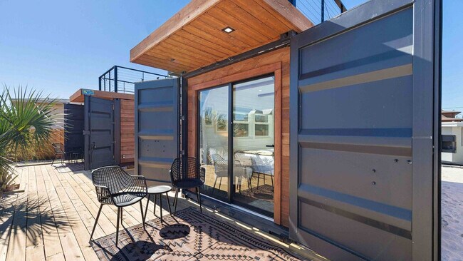 Building Photo - 316 Bream Ave