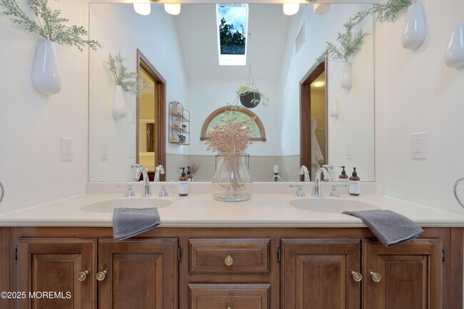 Building Photo - 1849 New Hampshire Ave