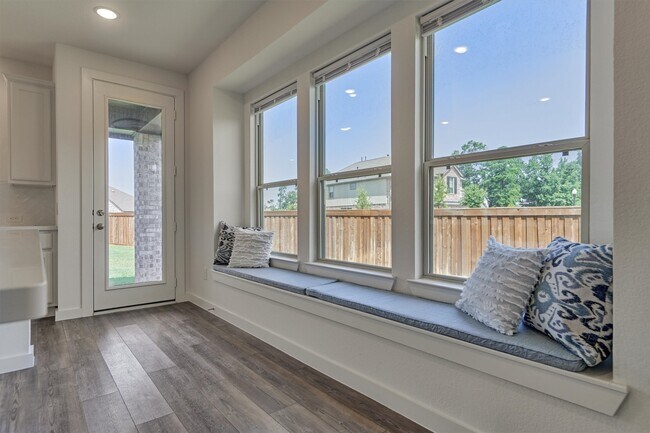 Building Photo - 27129 Ivorywood Dr