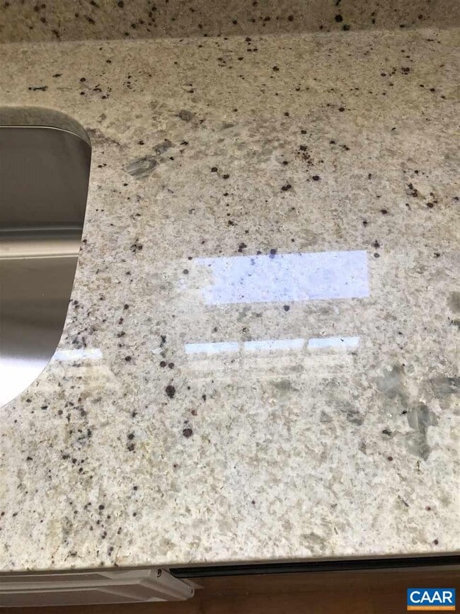 Building Photo - 1933 Lewis Mountain Rd