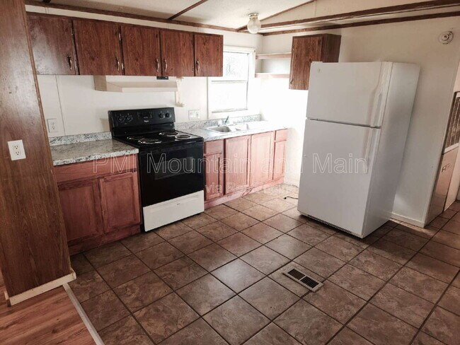 Building Photo - 36 Misty Mountain Way