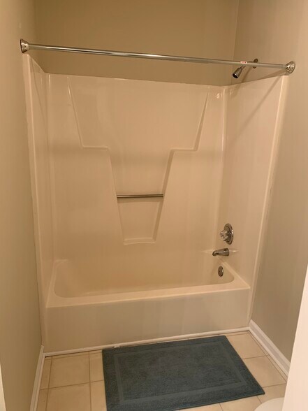 Building Photo - 133 Columbine Dr. Unit # 113