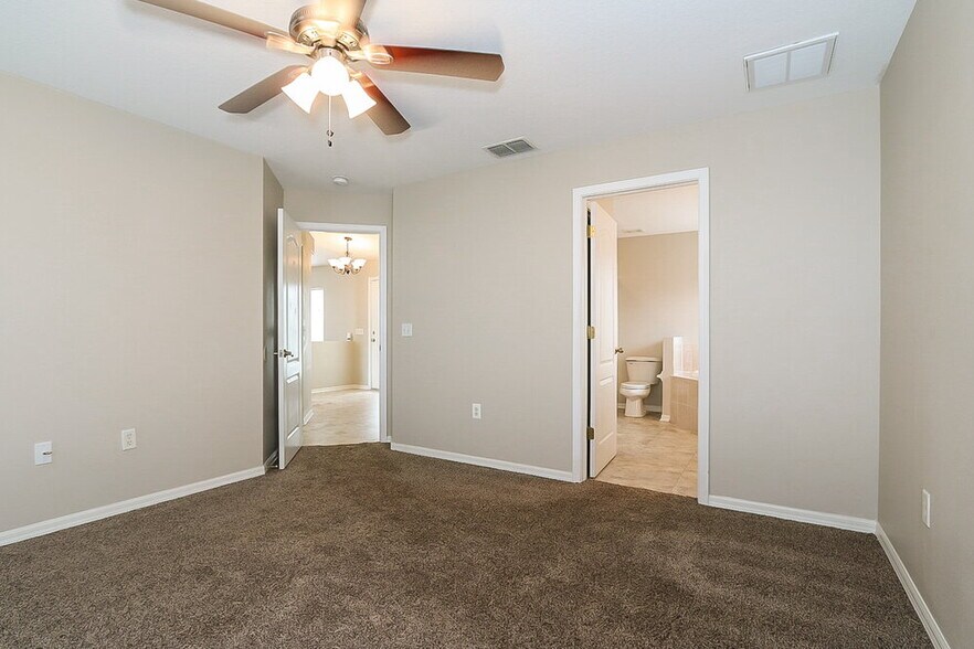 Building Photo - 1621 Papoose Way