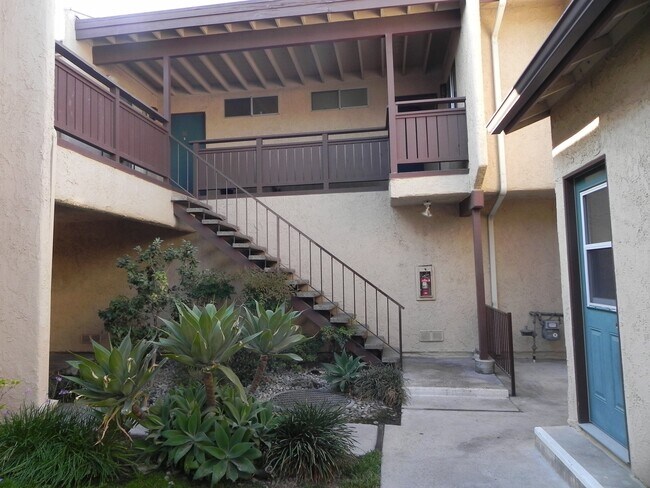 Building Photo - 8602 Chapman Ave