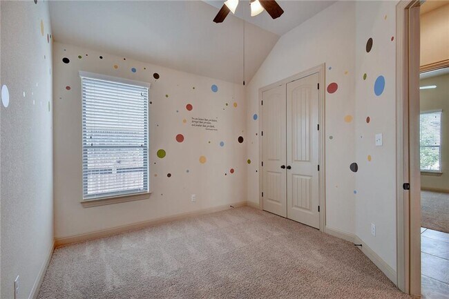 Building Photo - 645 Clear Springs Hollow
