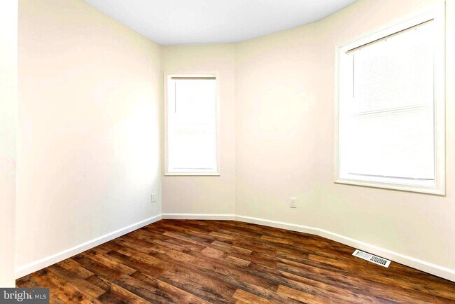 Building Photo - 3324 Edmondson Ave