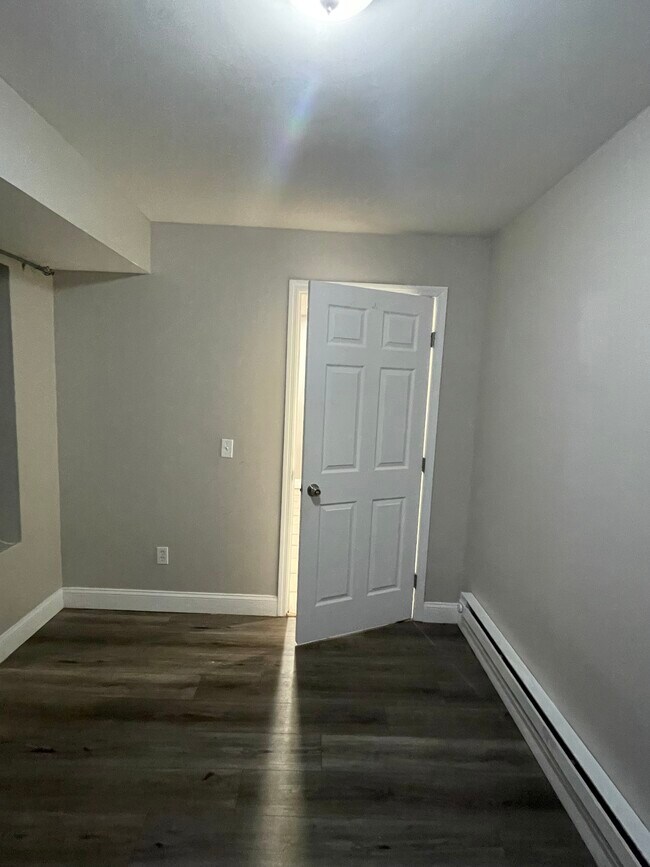 Building Photo - s 15th street