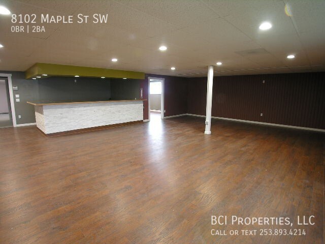 Building Photo - 8102 Maple St SW
