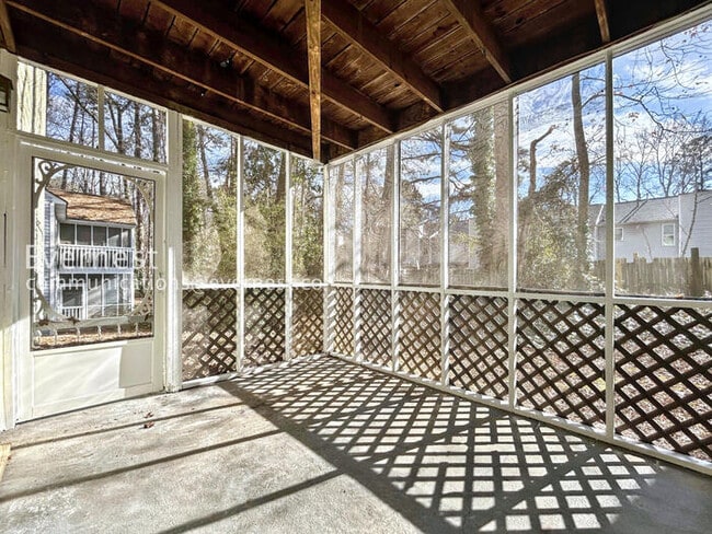 Building Photo - 295 E Burns Ct SW