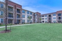 Building Photo - 2401 Golden Heights Rd