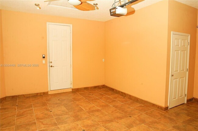 Building Photo - 3488 NE 1st St