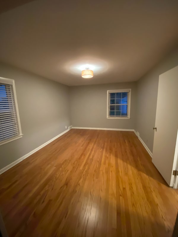 Building Photo - 835 Harcourt Rd