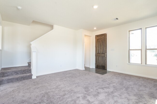 Building Photo - 6120 Whitewing Rd