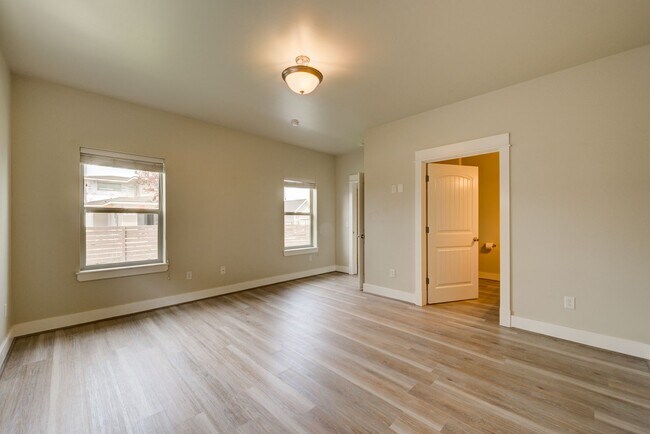 Building Photo - Very Clean Single-Family Home For Rent IN VALLEY WEST BOZEMAN