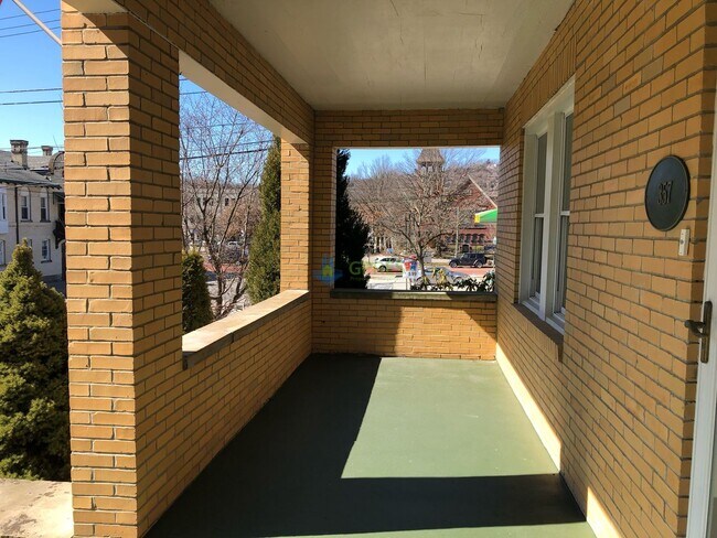 Building Photo - 357-359-359 Washington Ave