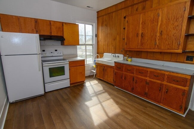 Building Photo - 26 North St