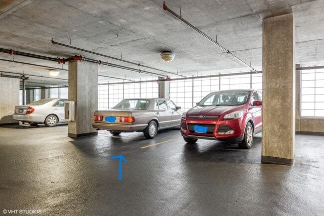 Building Photo - 757 N Orleans St