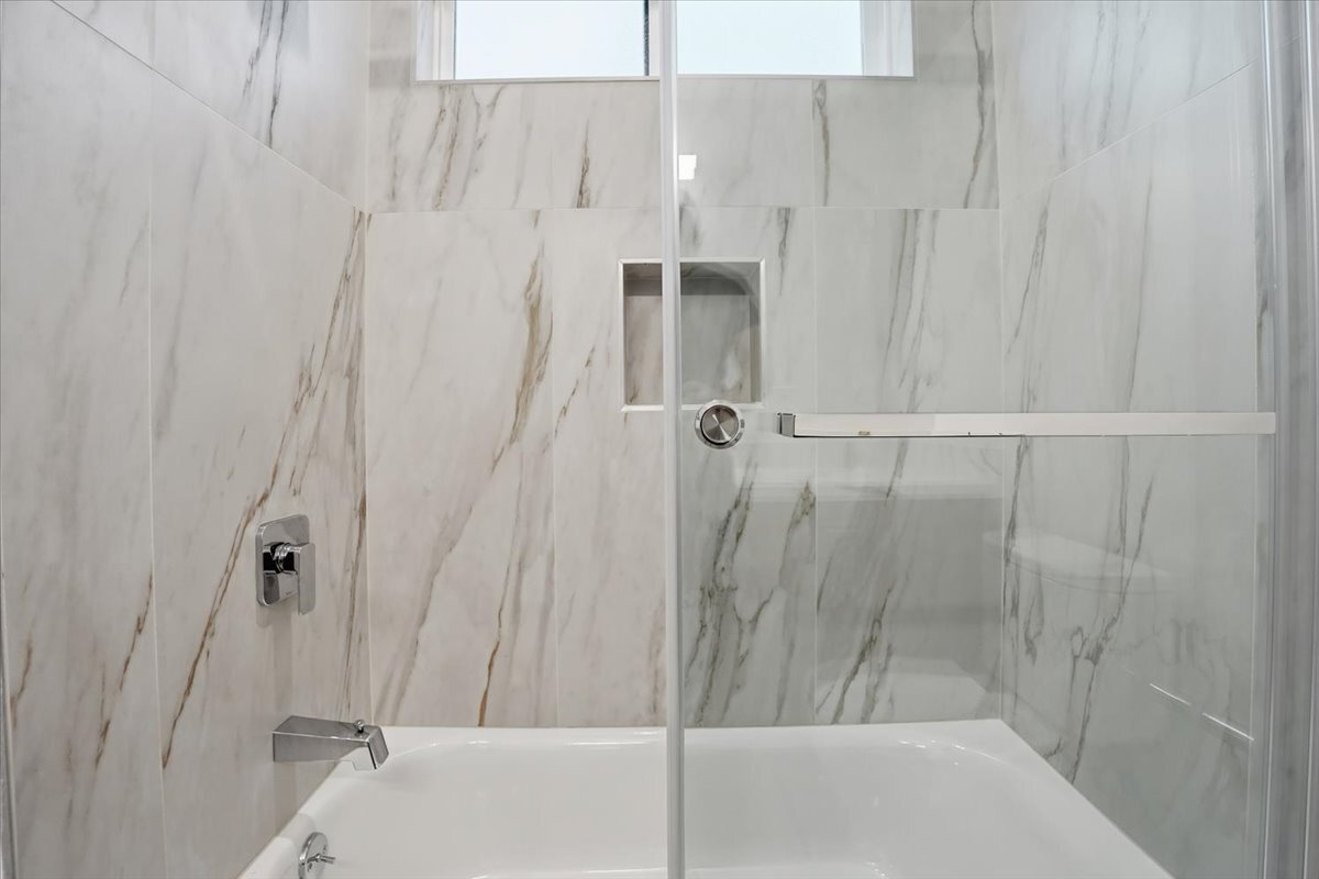 Building Photo - 1820 Prosser Ave