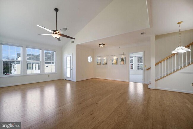 Building Photo - 903 Noah Winfield Terrace