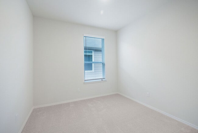 Building Photo - 181 Sugarberry Dr