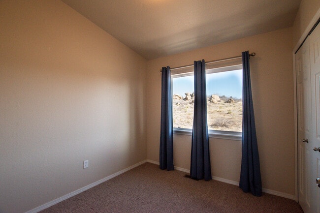 Building Photo - 4363 Susie View