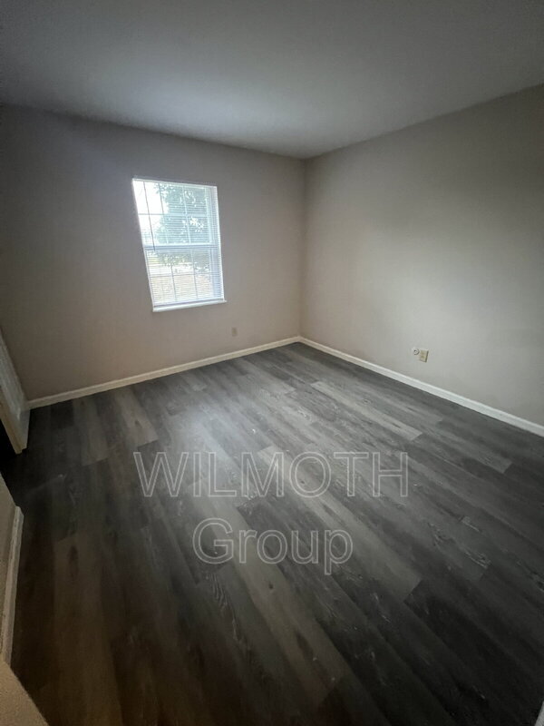 Building Photo - 1320 Millerwood Dr