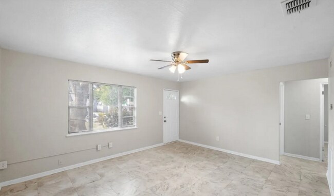Building Photo - 1791 Sylvan Dr