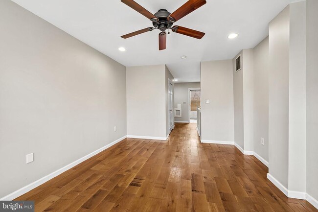 Building Photo - 2315 Eastern Ave