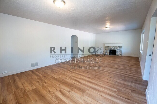 Building Photo - 2396 S 300 E