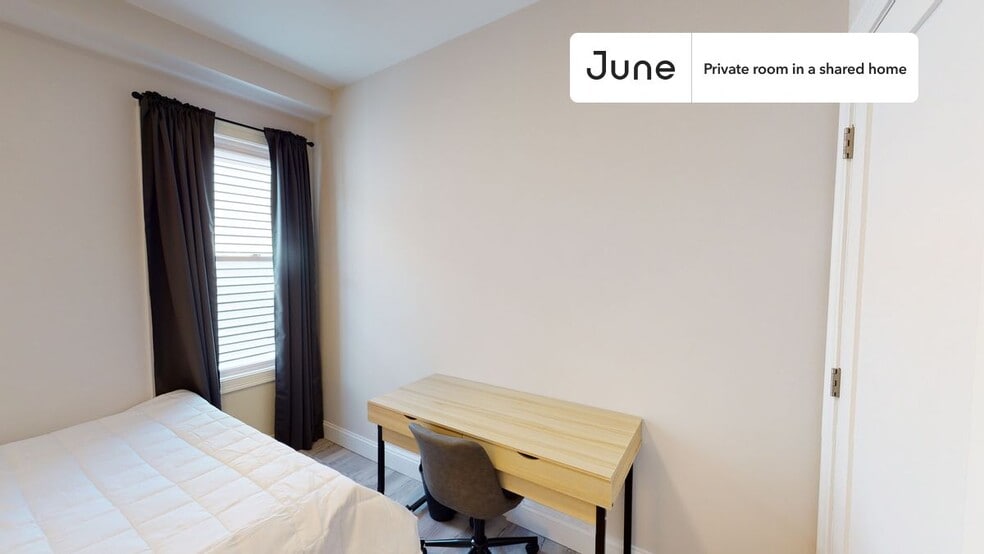 Building Photo - Room in Shared 5 bed/2 bath home