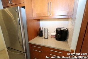 Building Photo - 8642 Fredericksburg Rd