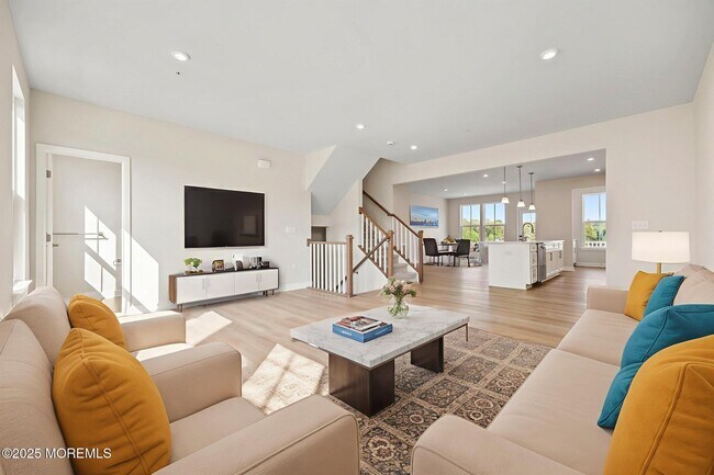 Building Photo - 20 Gramercy Dr