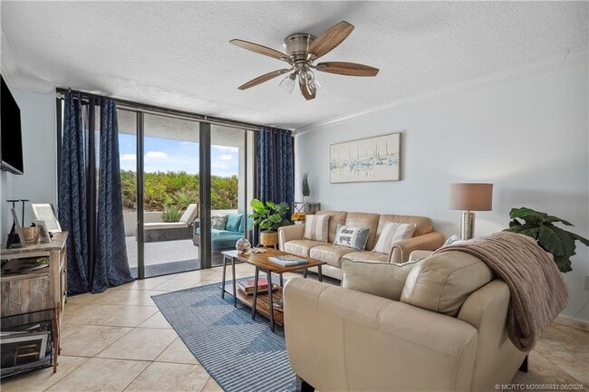 Building Photo - 10680 S Ocean Dr
