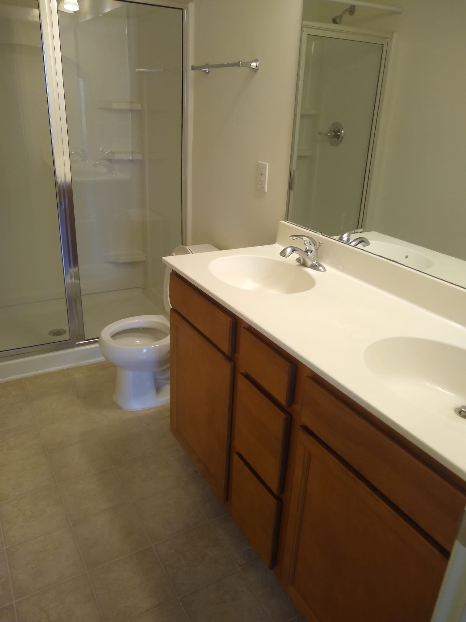 Building Photo - Room in Townhome on Maypearl Ln