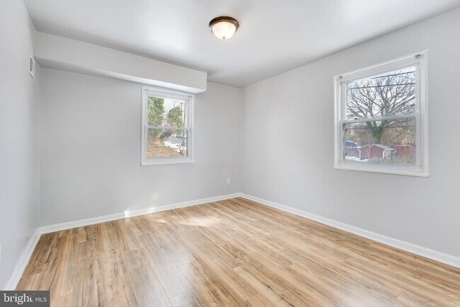 Building Photo - 508 Brandywine St SE