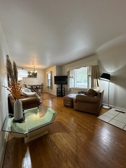 Building Photo - 2414 Fairmont Blvd